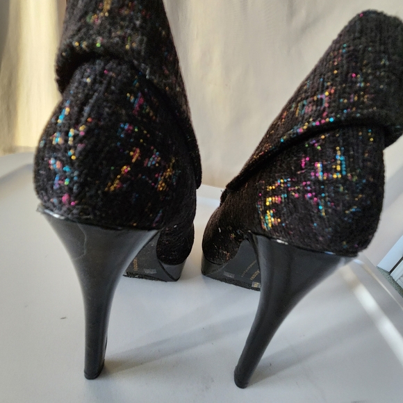 Chinese Laundry Black Platform Bootie - Picture 4 of 5